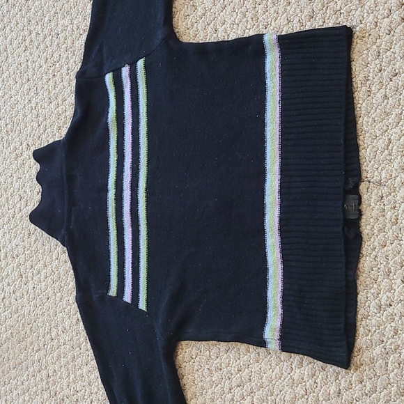 Lightweight Sweater - Picture 3 of 5